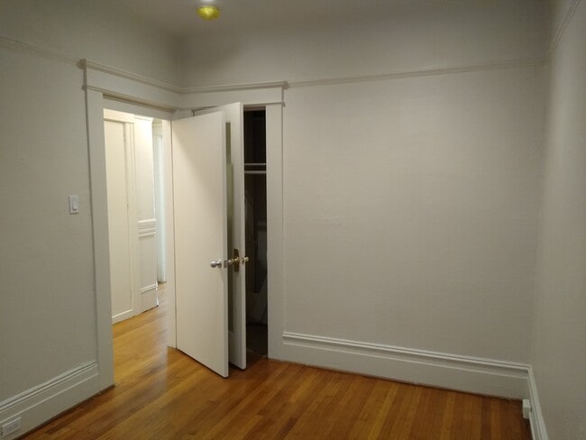 bedroom 1 - 947 Geary St