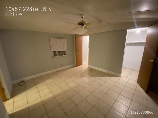 Building Photo - 10457 S 228th Ln