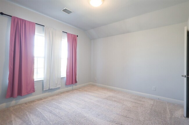 Building Photo - 317 Monument Hill Dr