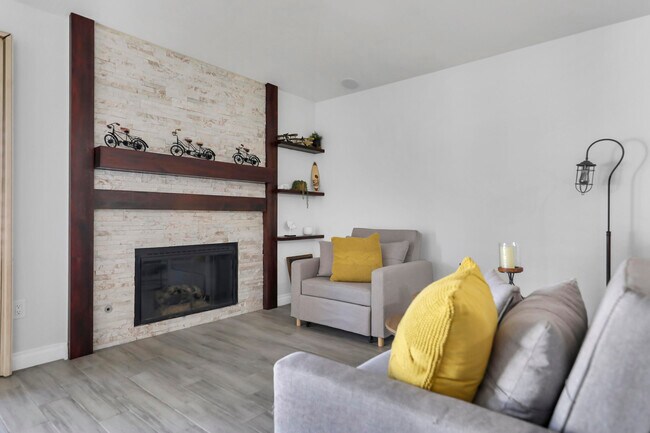 Building Photo - 77576 Cll Las Brisas N