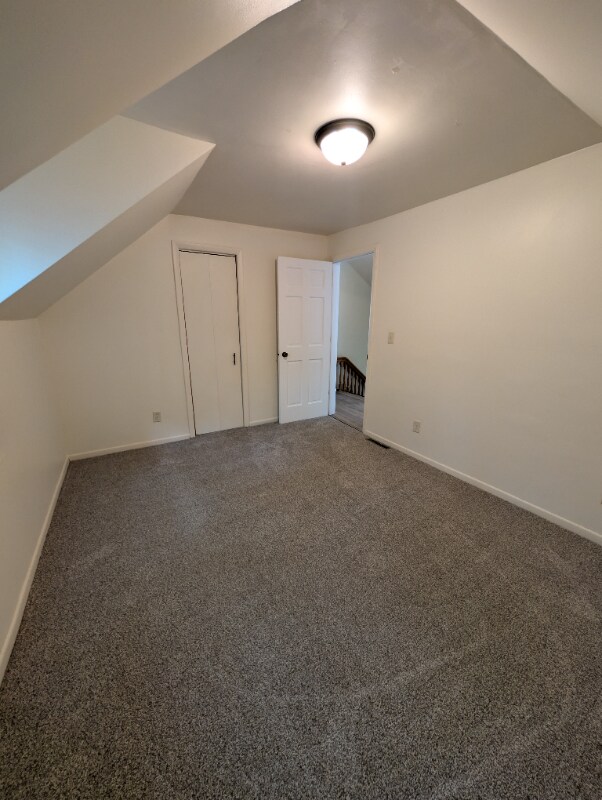 Building Photo - 306 Grove St
