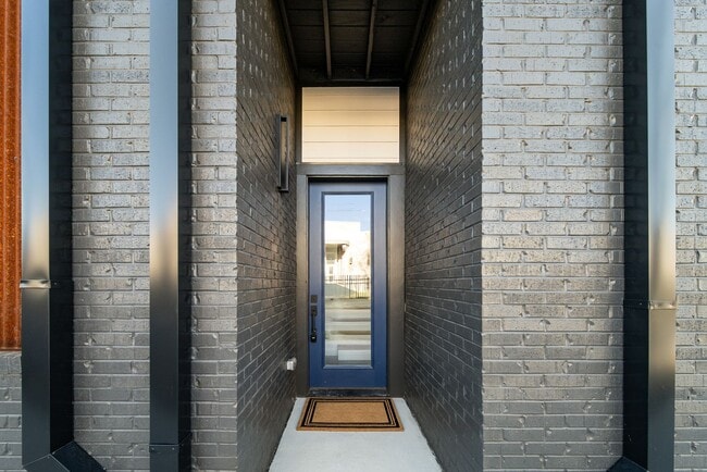 Building Photo - 1861 Zeta Way