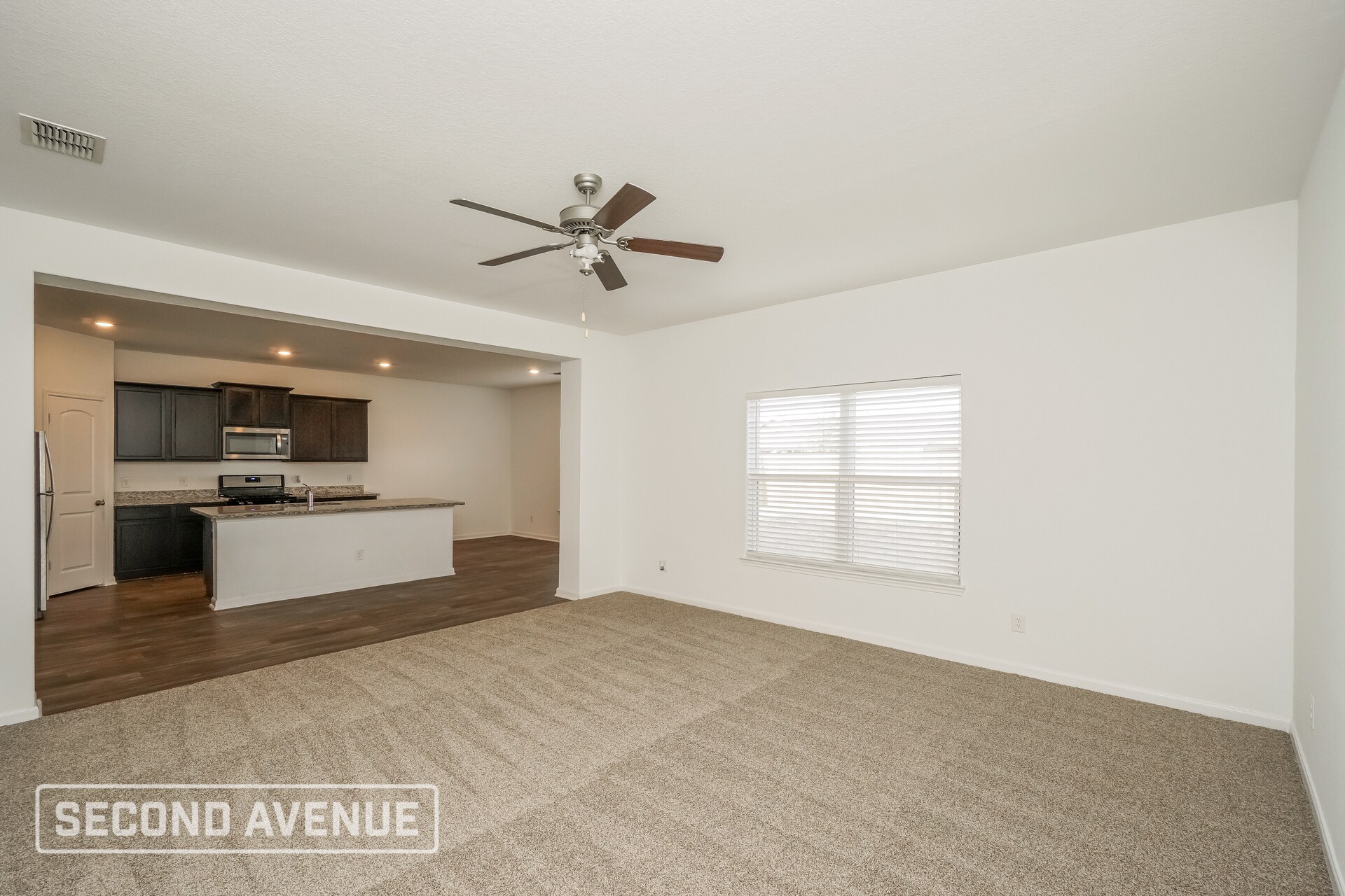 Building Photo - 3027 Jackson Smt