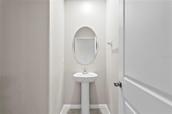 Building Photo - 7109 Paradise Island Ct