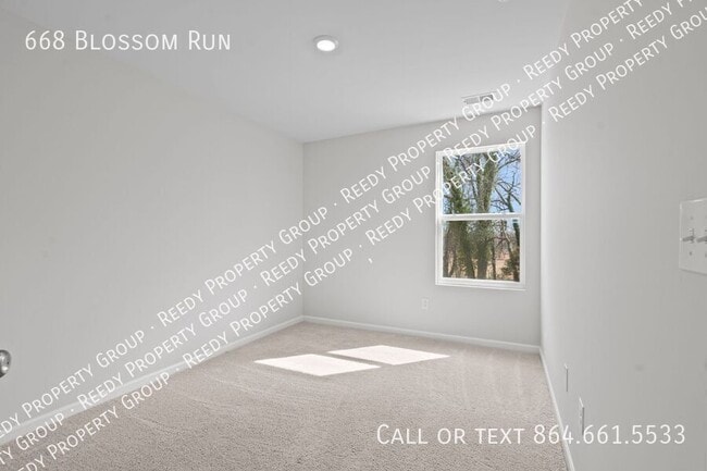 Building Photo - 668 Blossom Run