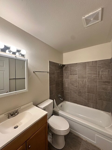 Building Photo - 2 bedroom, 1 bathroom