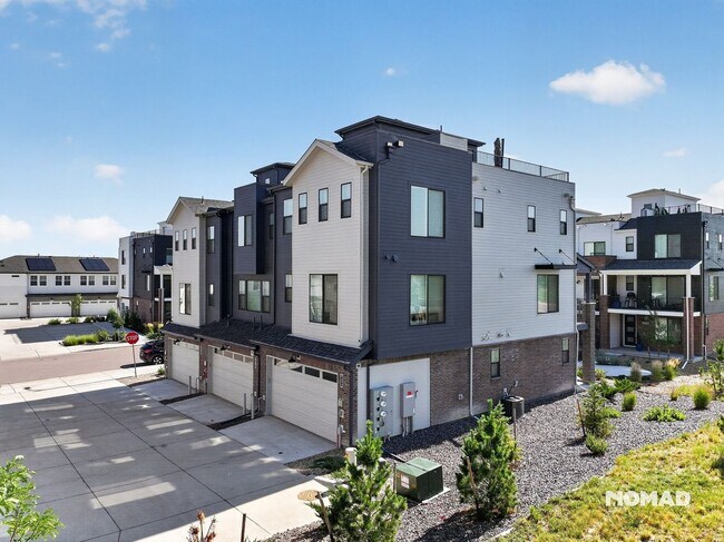 Building Photo - 9695 Browns Peak Cir