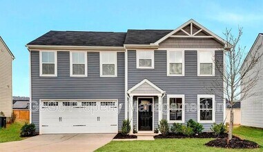 Building Photo - 8 Torrington Dr