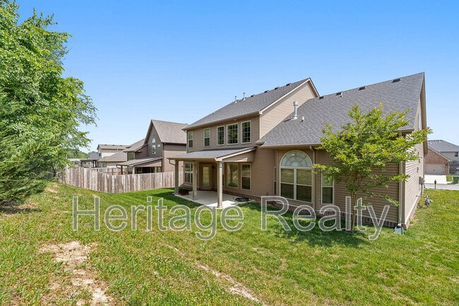 Building Photo - 925 Brookwood Ln