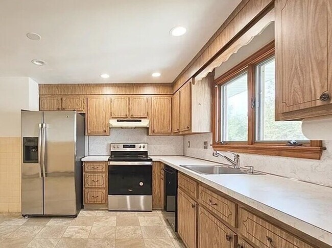 Building Photo - 59 Dartmouth St