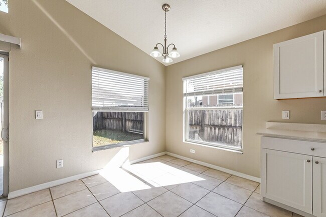 Building Photo - 4439 Brookdale Ct