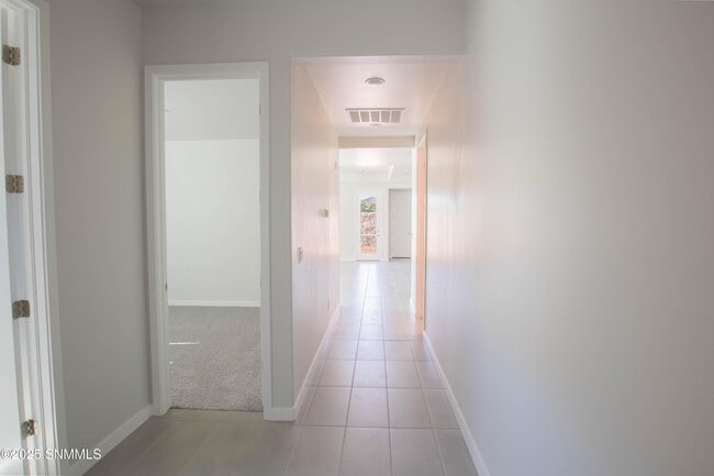 Building Photo - 5017 Sand Strm Rd