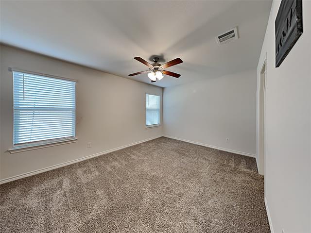 Building Photo - 604 Saddle Club Way