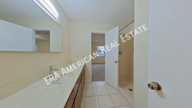 Building Photo - 132 5th Ave