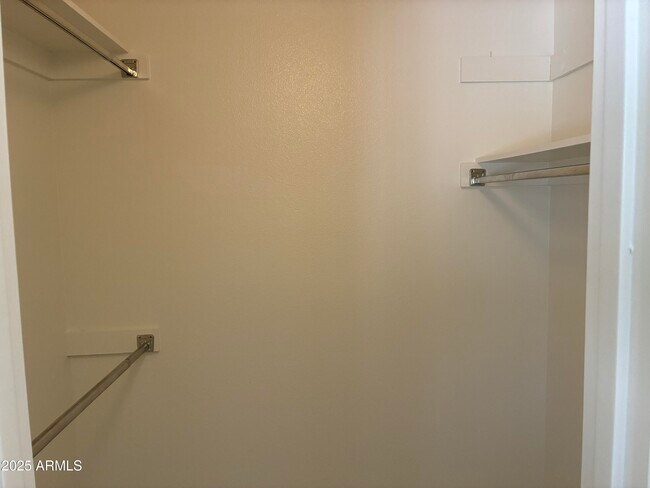 Building Photo - 17807 N 125th Dr