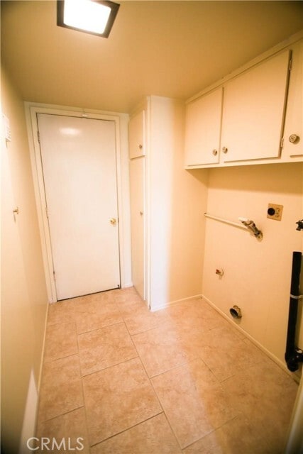 Building Photo - 6064 Lawrence St