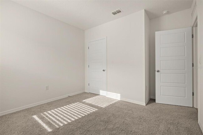 Building Photo - 1078 Clay Blvd