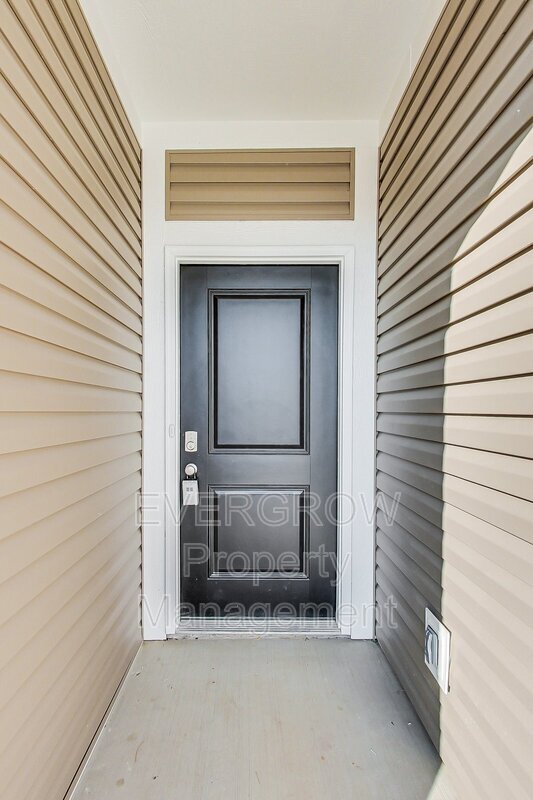 Building Photo - 10834 Penwell Wy