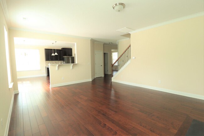 Building Photo - ~~ Beautiful home in Mackintosh on the Lake ~~