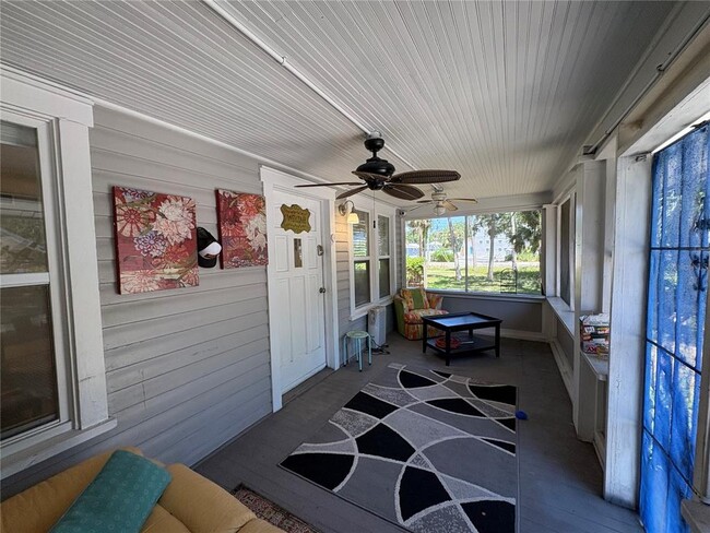 Building Photo - 808 S Beach St