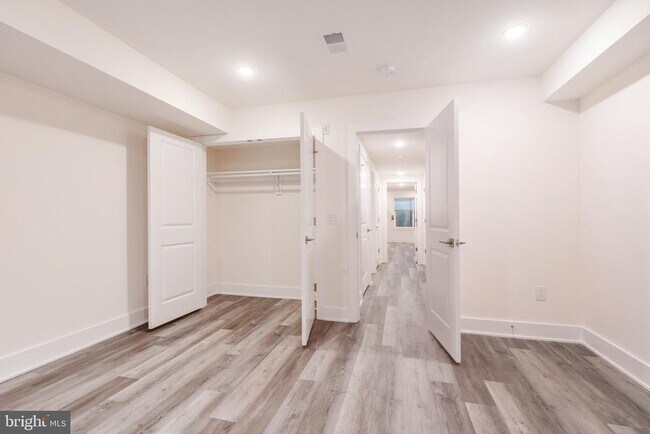 Building Photo - 2610 Braddock St