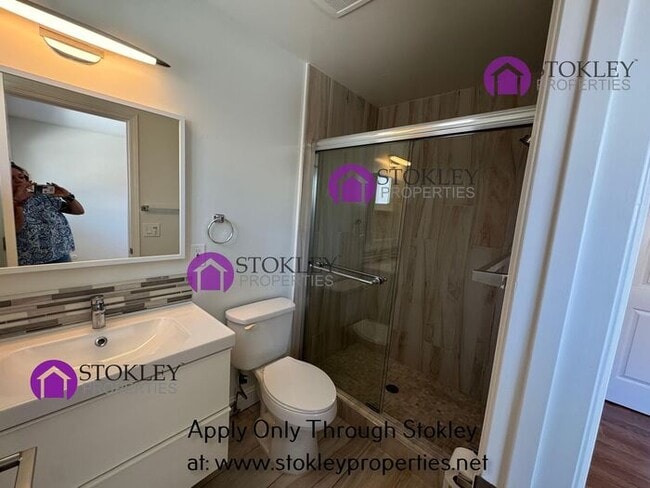 Building Photo - 626 Windsor St