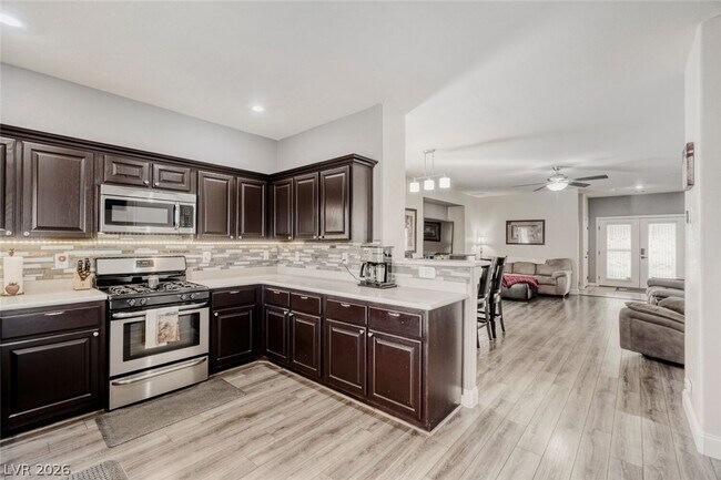 Building Photo - 9434 Marshall Creek St