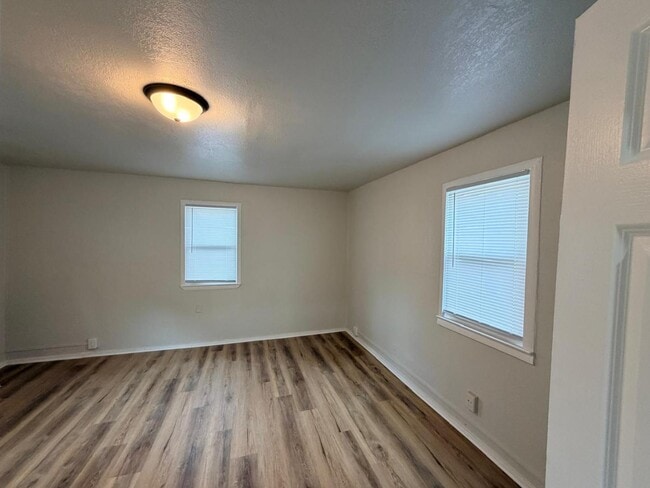 Building Photo - 2429 N 53rd St