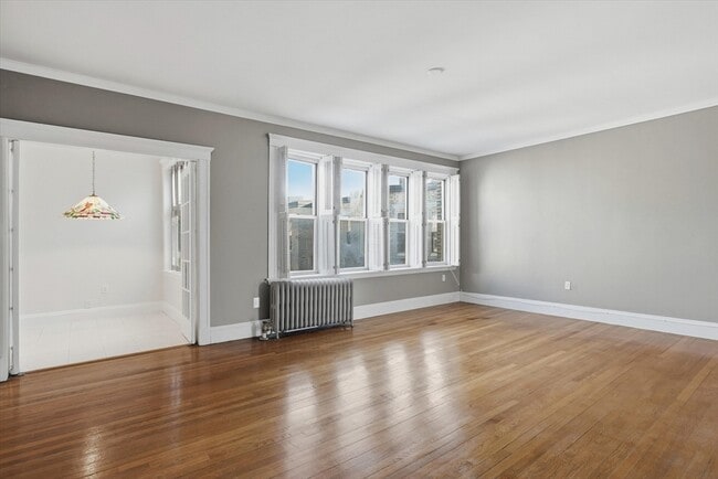 Building Photo - 70 Fenway