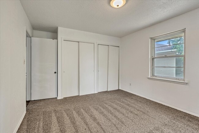 Building Photo - 2412 N Key Blvd