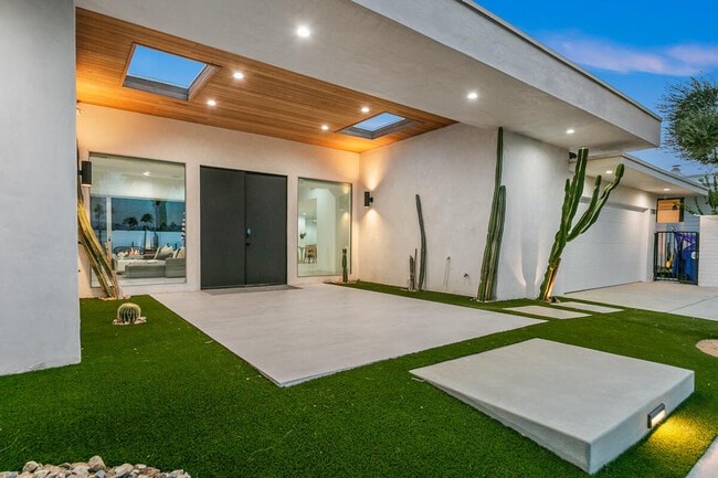 Building Photo - 72827 Bursera Way