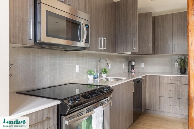 Building Photo - 275 Winchester Ave