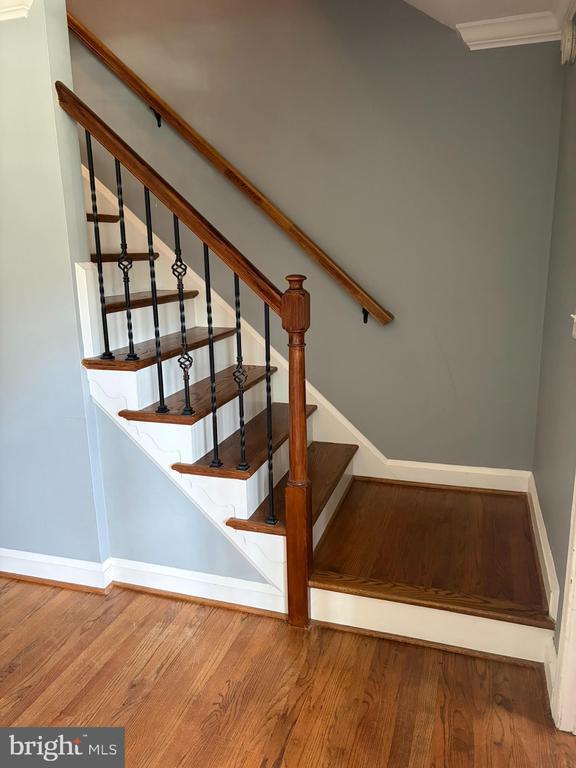 Building Photo - 1543 Cottage Ln