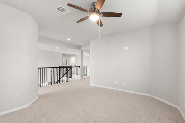 Building Photo - 29650 Kynndal Shore Dr