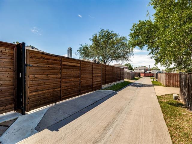 Building Photo - 1454 Lochspring Dr