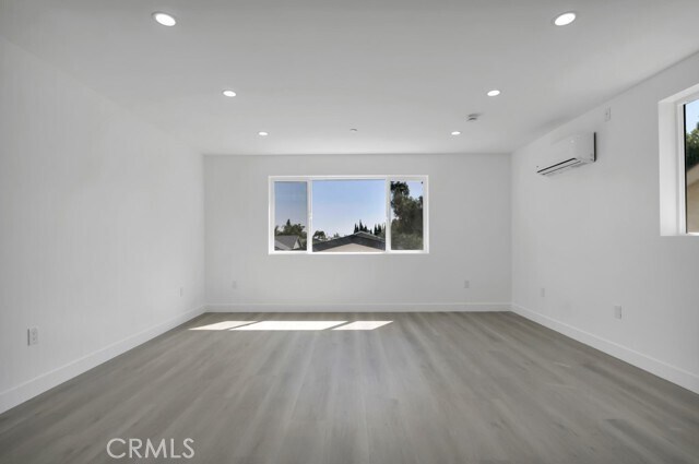 Building Photo - 7827 Vassar Ave