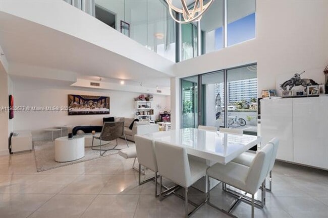 Building Photo - 7928 East Dr