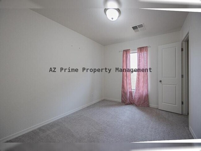 Building Photo - 225 W Dewey Ave