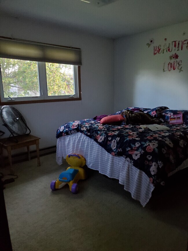 Master Bedroom - 1320 35th Ave S