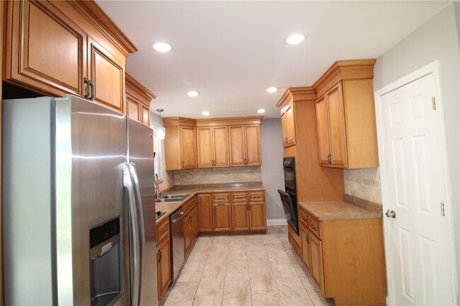 Building Photo - 12533 Starspur Ln