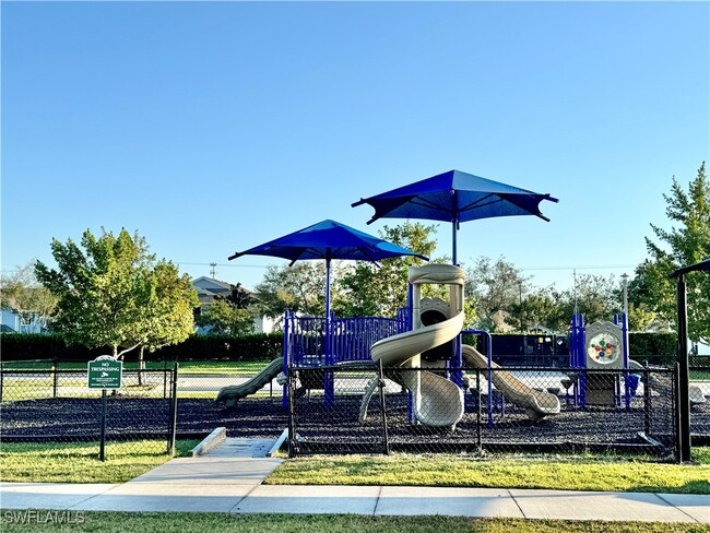 Building Photo - 15257 Wildflower Cir