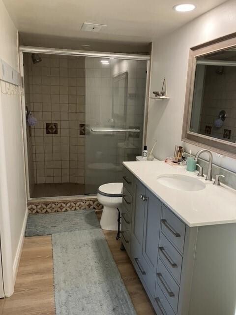 Building Photo - 801 NE 18th Ct