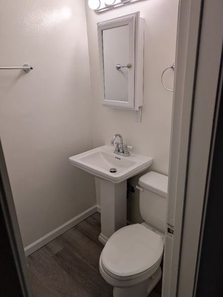 Building Photo - 5971 Chula Vista Way