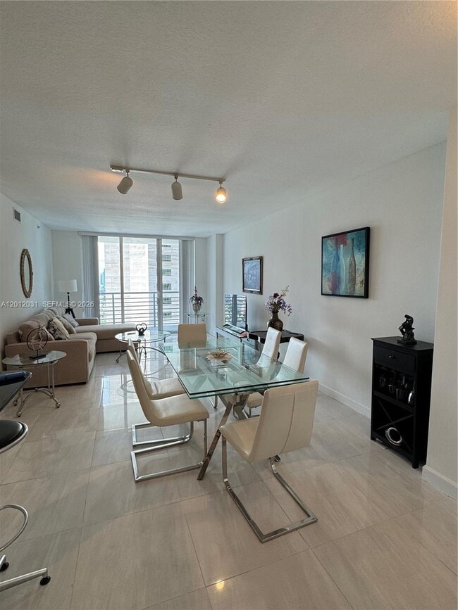 Building Photo - 335 S Biscayne Blvd