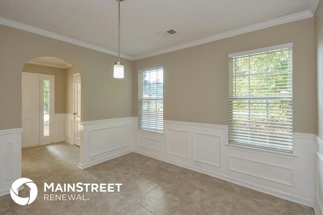 Building Photo - 7641 Garnet Dr