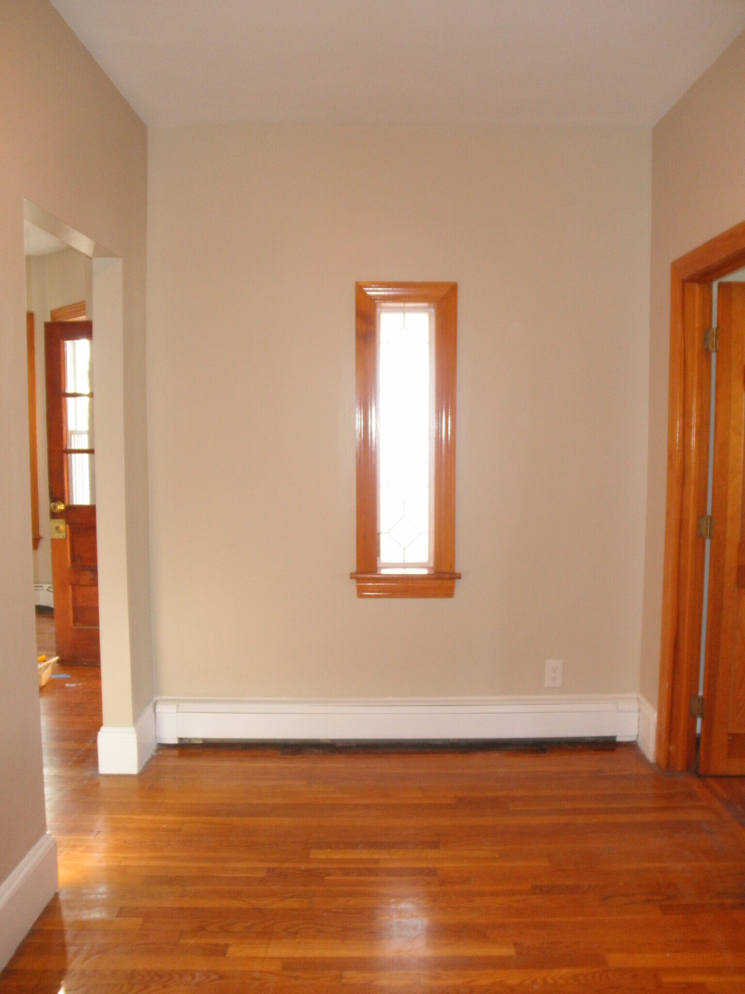 Open Den/Office - 127 BROWN St