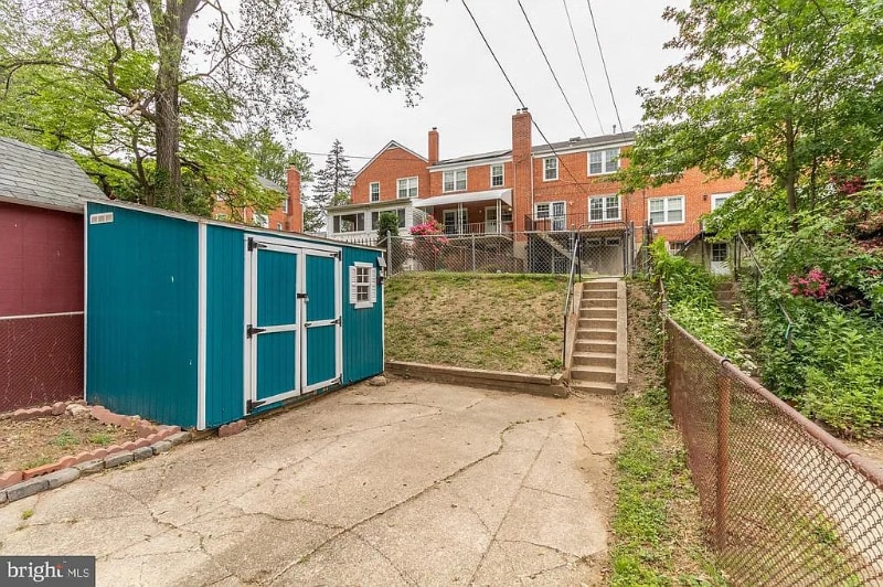 Building Photo - 1583 Doxbury Rd