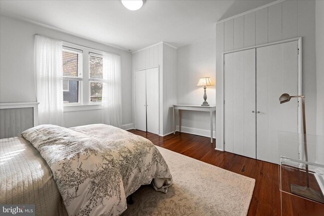 Building Photo - 6 E Cecil St