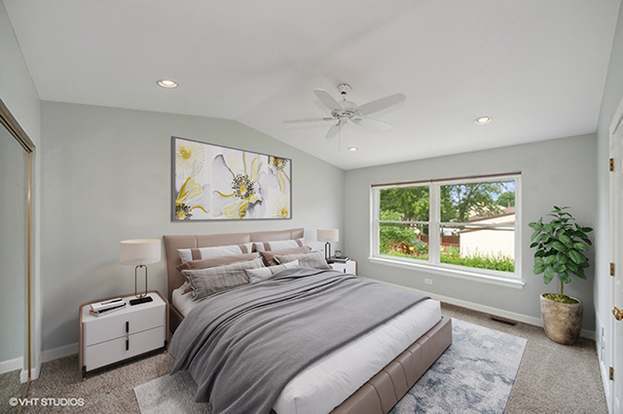 Building Photo - 1270 S Paddock Dr