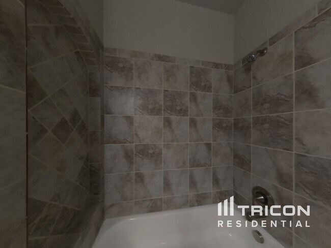 Building Photo - 1427 Oriole Ct
